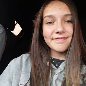 Meet your Posher, Abigail